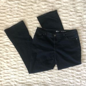 STYLE & CO Curvy Bootleg Jeans, Size 16